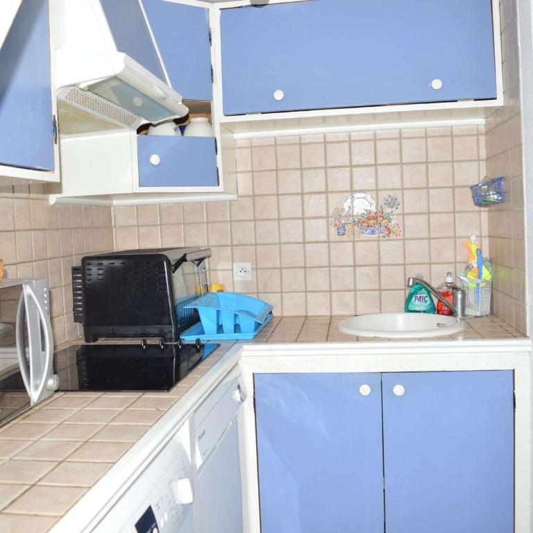 Studio mezzanine 4 couchages avec climatisation, terrasse et parking à Cavalaire - FR-1-226B-30 - Appartamento (4 Adulti) - 6