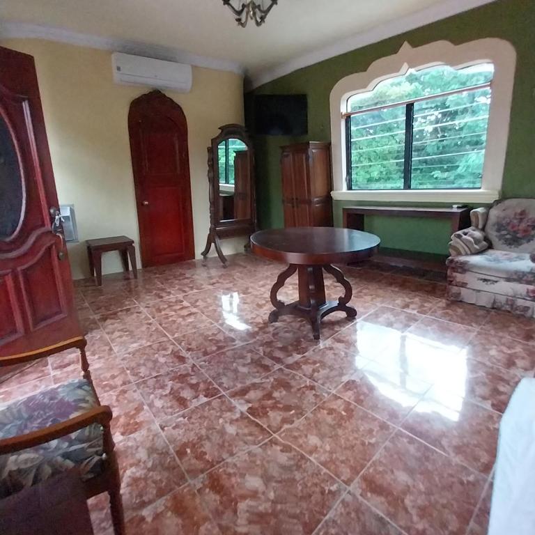 Hermosa casa cuatro recámaras independientes CA - Villa - 6