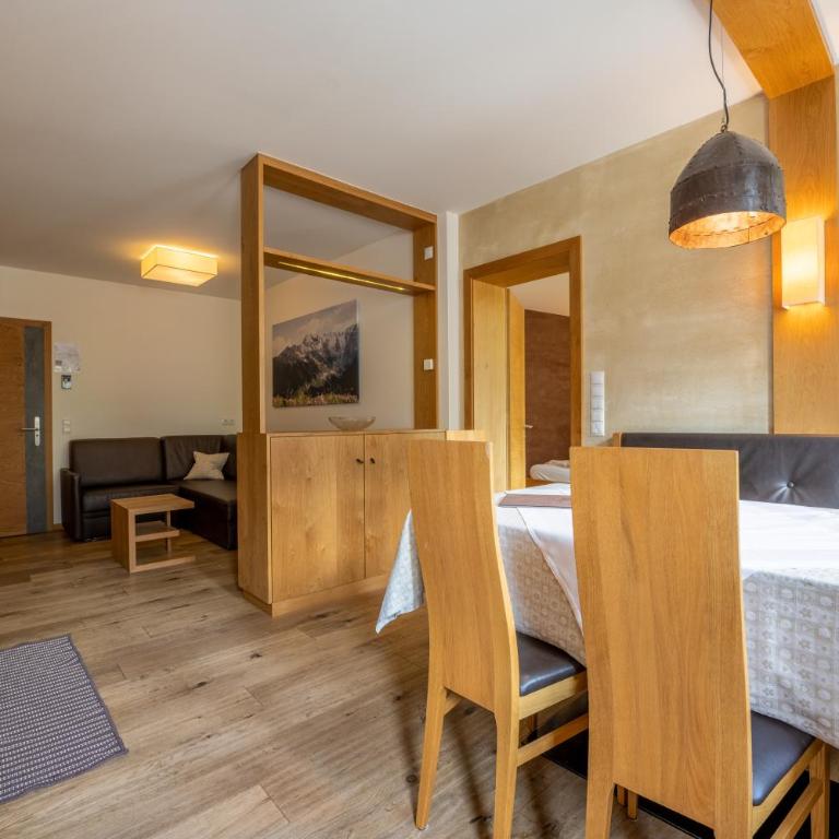 Residence Sägemühle - Two-Bedroom Apartment with Balcony - 1