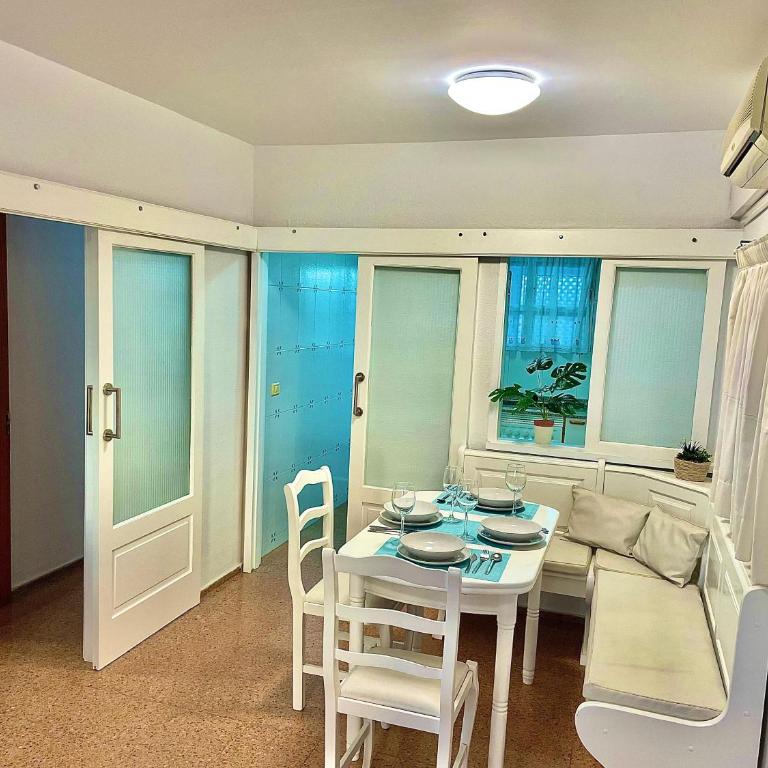 Los Balandros 117 by SHC - Apartamento de 2 dormitorios - 33