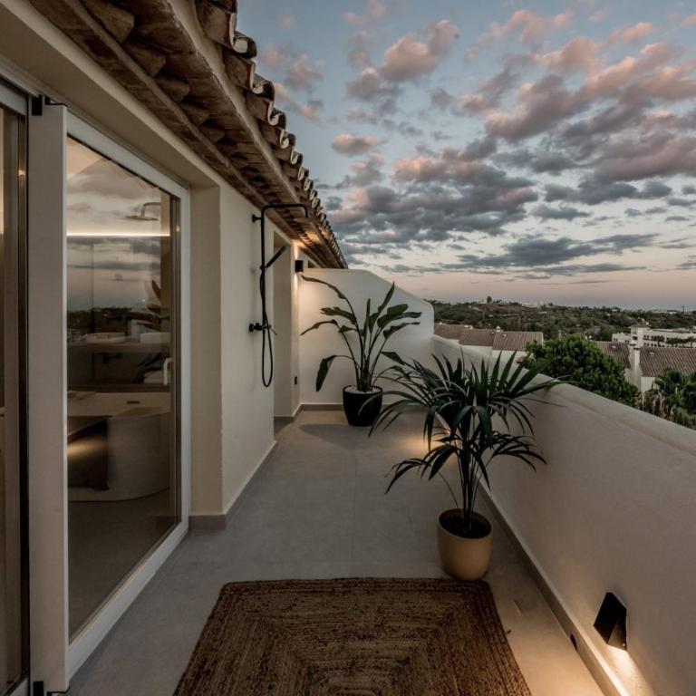 Duplex Renovated Luxury 3BED Apartment in Aloha Marbella - Apartment - 2