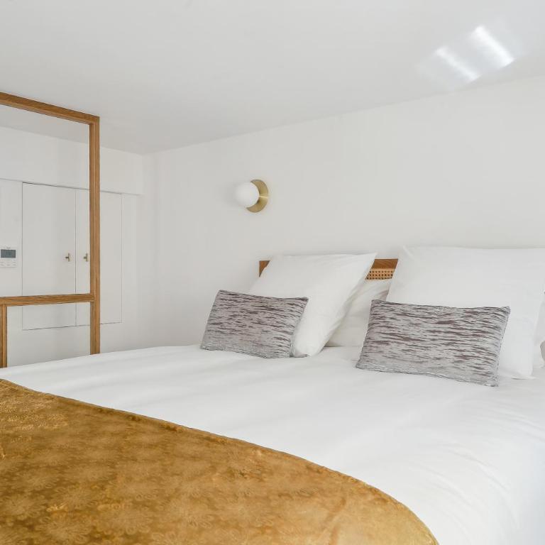 Suite luxueuse avec jardin privé Sauna et Jacuzzi - Appartement 1 Chambre - 11