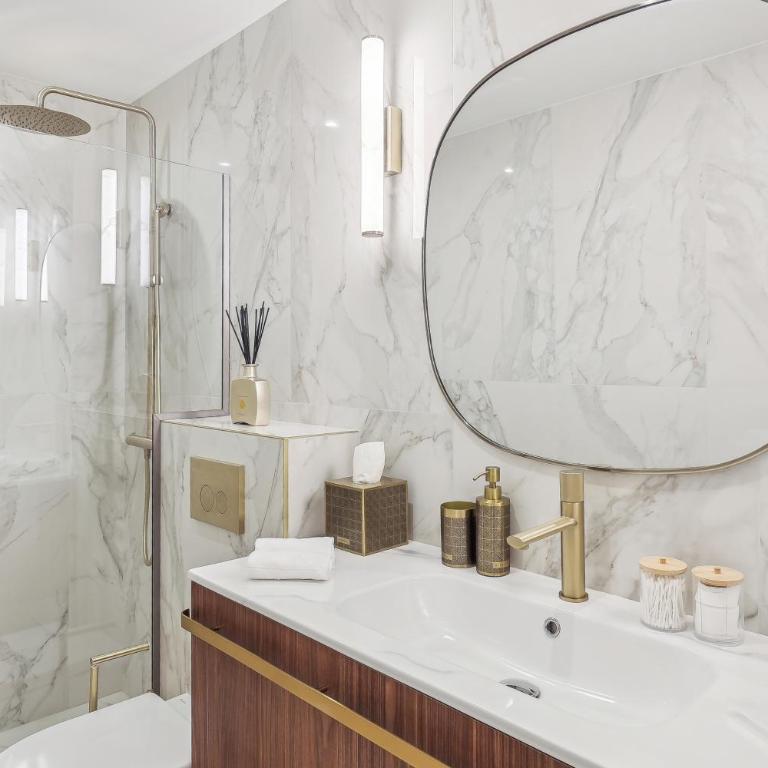 Suite luxueuse avec jardin privé Sauna et Jacuzzi - Appartement 1 Chambre - 14
