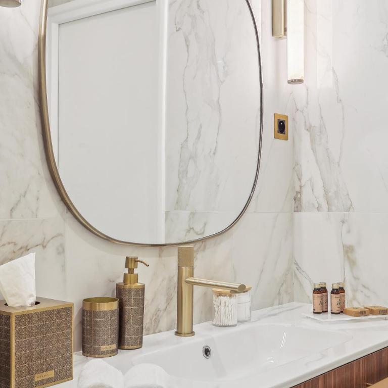 Suite luxueuse avec jardin privé Sauna et Jacuzzi - Appartement 1 Chambre - 22