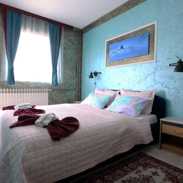 Romansa - Two-Bedroom Apartment - 6