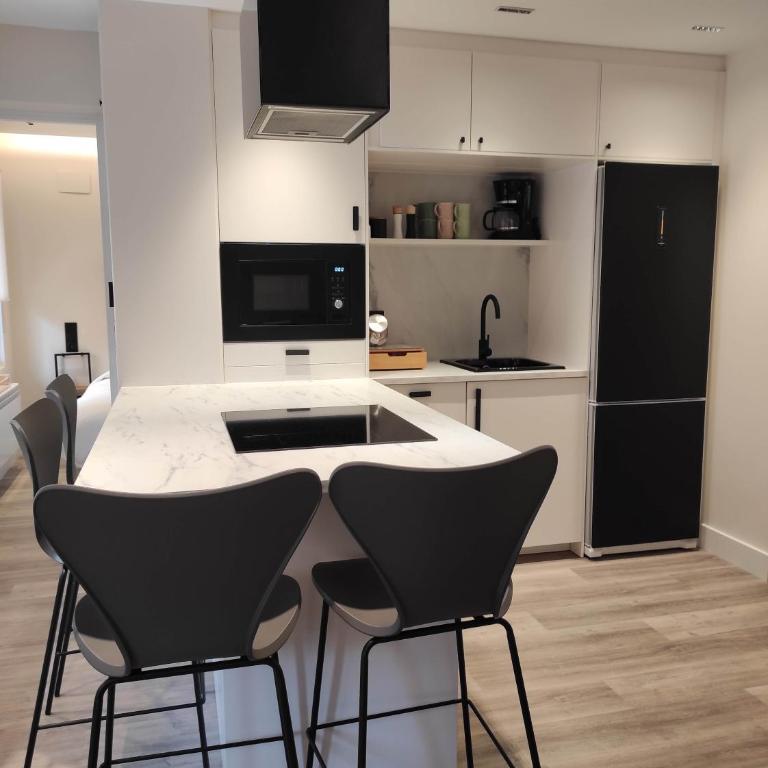 Piso Palomera, 6 by pisoschulospuntoes - Apartamento de 2 dormitorios - 3