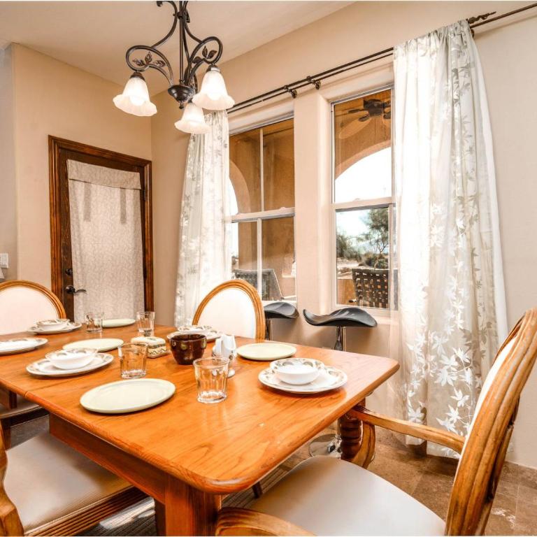 Beautiful El Dorado Ranch Vacation Rental Condo - Casa - 7