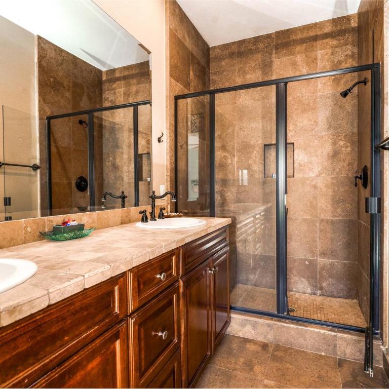 Beautiful El Dorado Ranch Vacation Rental Condo - Casa - 16