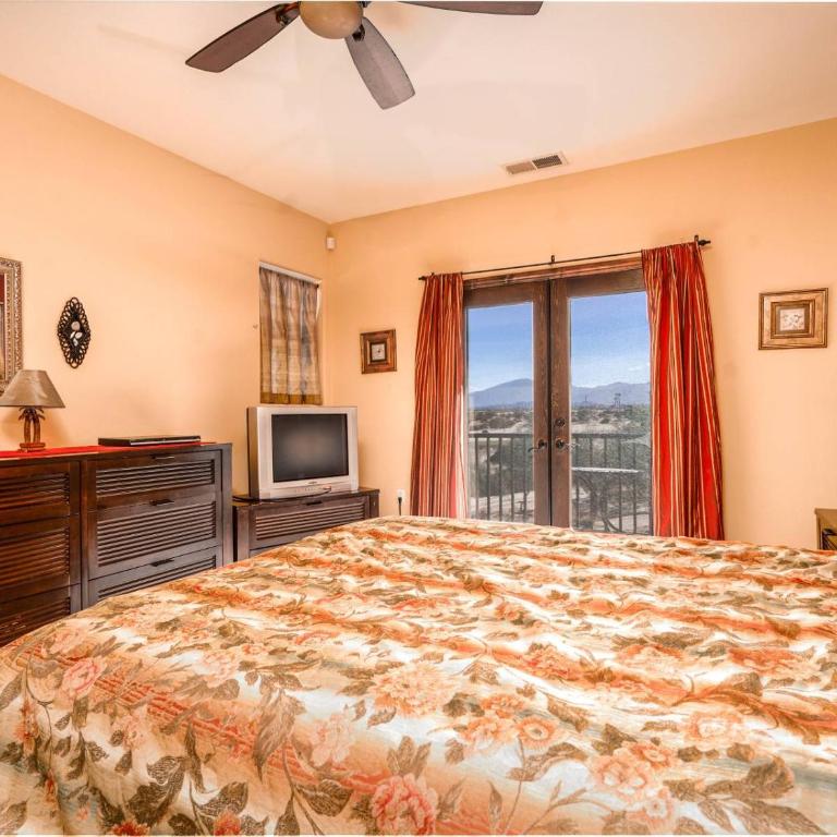 Beautiful El Dorado Ranch Vacation Rental Condo - Casa - 18