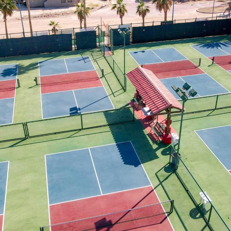 Beautiful El Dorado Ranch Vacation Rental Condo - Casa - 24