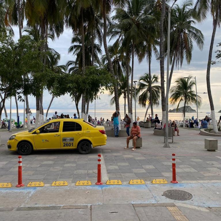 Encantador apto en el Rodadero frente a la playa - Apartamento de 2 dormitorios - 15