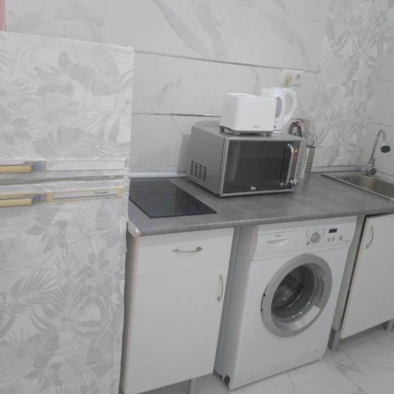 precioso apartamento moderno cerca del carrefour rosaleda - One-Bedroom Apartment - 31