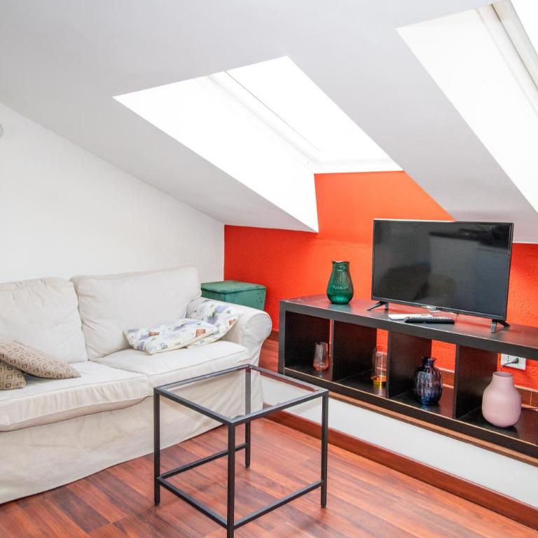 Hosting Dreams Attics - Duomo - Appartamento con 2 Camere da Letto - 4