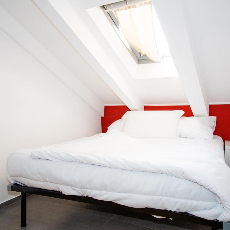 Hosting Dreams Attics - Duomo - Appartamento con 1 Camera da Letto - 1