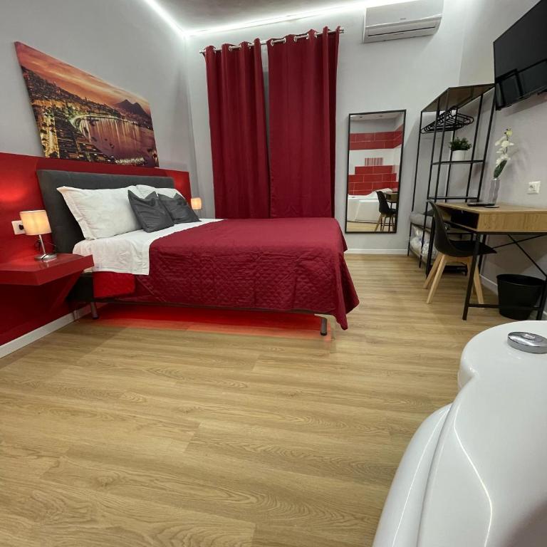 Vomero Suite and Deluxe Room B&B Napoli - Double Room with Spa Bath - 8