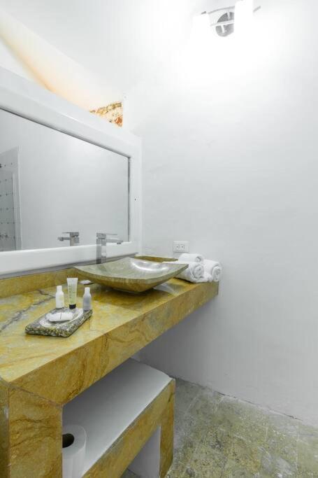 15 Bedroom Old City Mansion - Villa Deluxe - 17