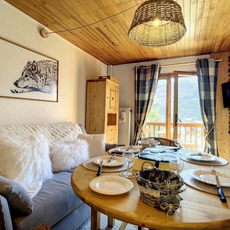 Appartement rénové proche pistes, balcon et commerces - FR-1-688-65 - Appartement - 3