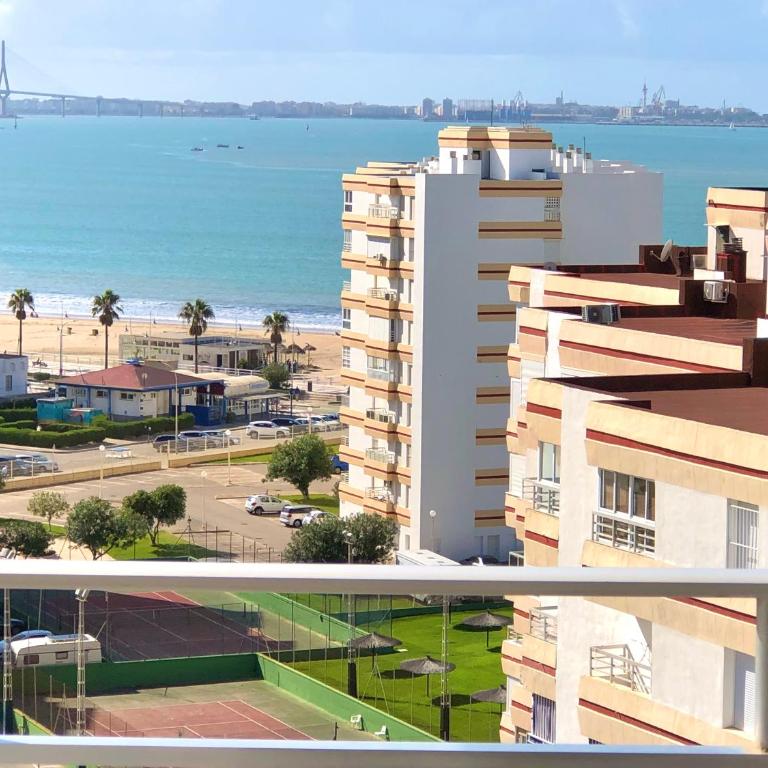 Frente al mar, preciosas vistas, piscinas , valdelagrana - Apartamento de 1 dormitorio - 2