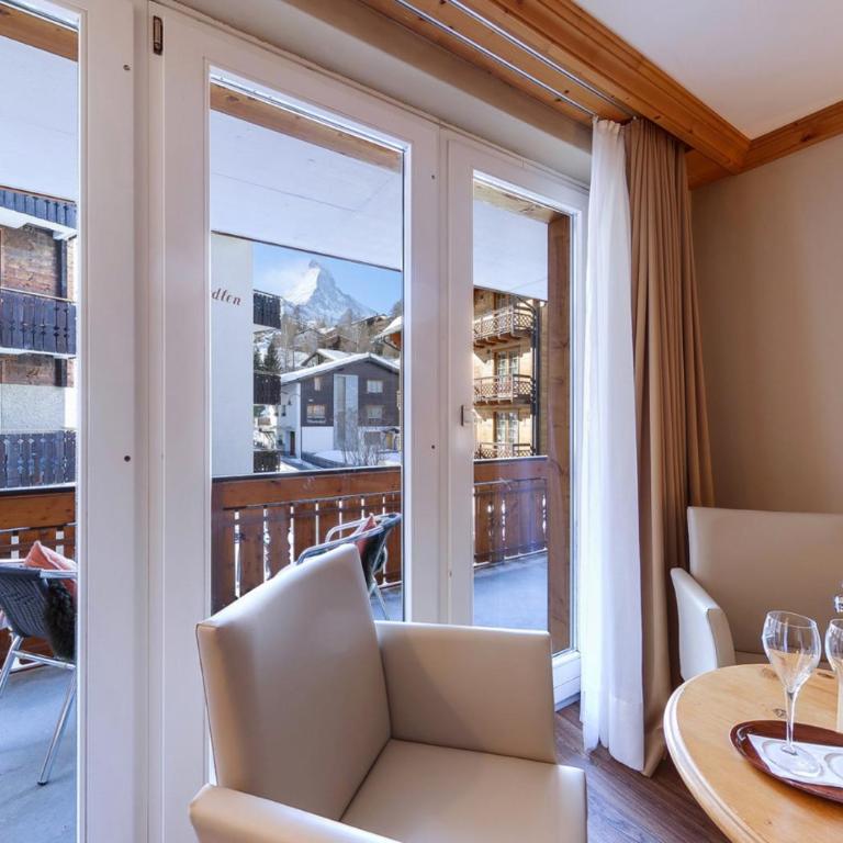 Boutique Hotel Albatros - Habitación Doble Superior con vistas al Matterhorn - 2
