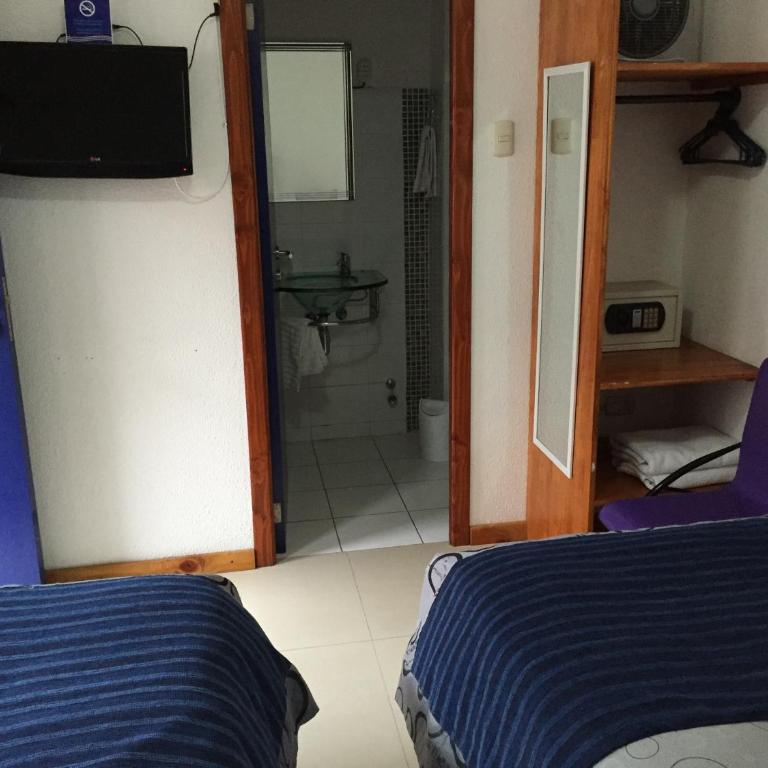 Hotel Esmeralda - Twin Room - 1