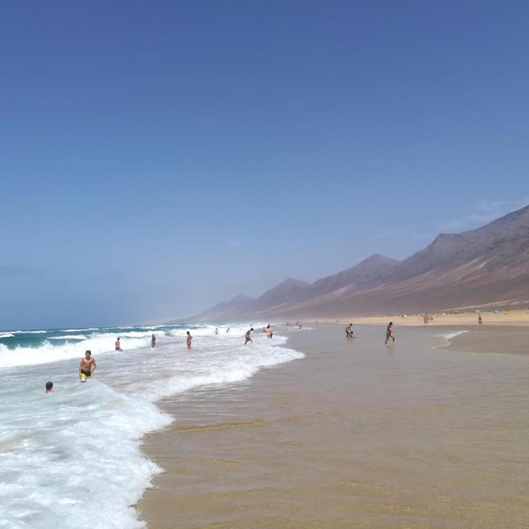 Triplex Caleta de Fuste Impresionantes vistas - Three-Bedroom Apartment - 35