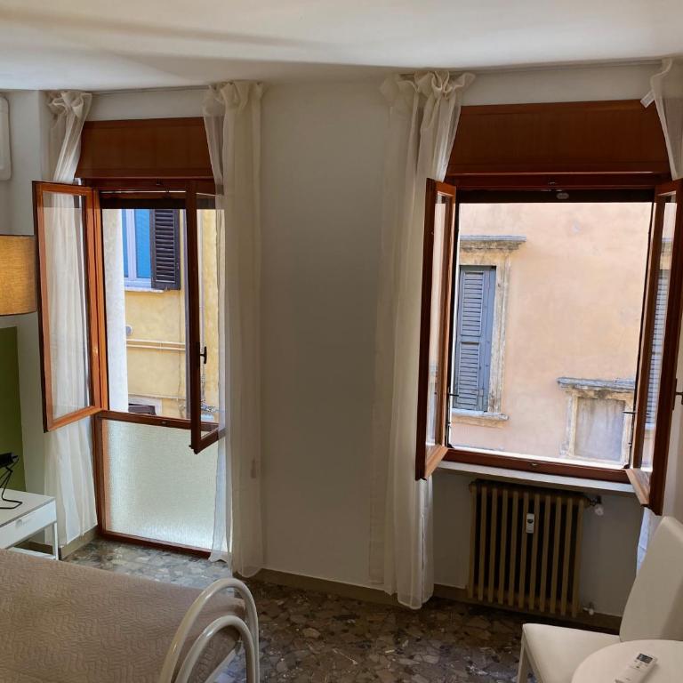 All'Arena - Double or Twin Room with Shared Bathroom - 1