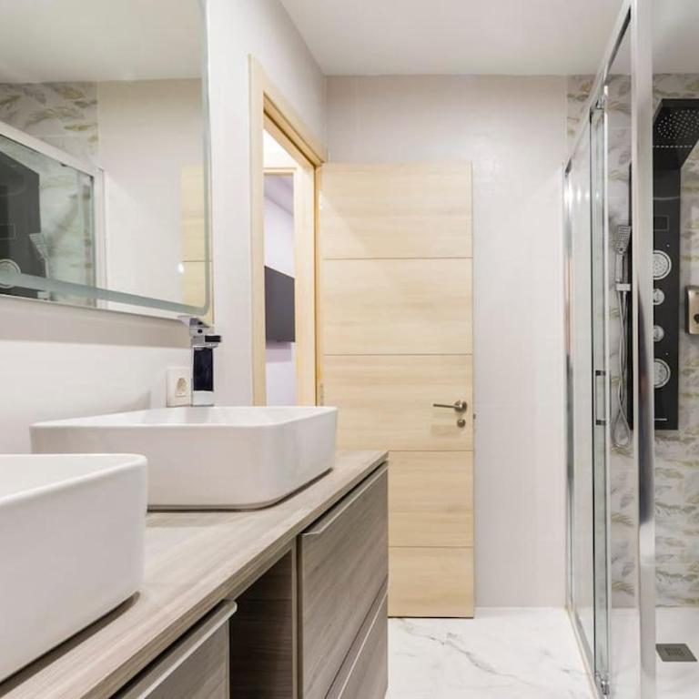 LUJO Parking, Proyector, Maquinita y Patinetes - Apartamento de 3 dormitorios - 21