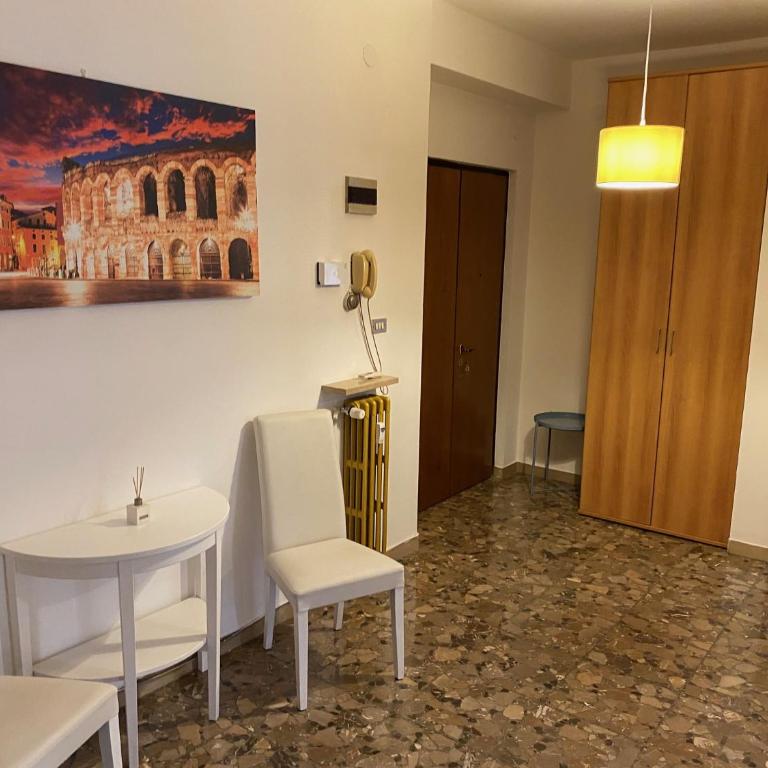 All'Arena - Double or Twin Room with Shared Bathroom - 10