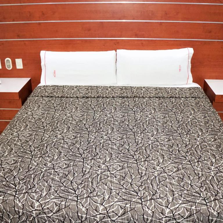Hotel Princesa - Habitación Deluxe - 1 cama grande - 7