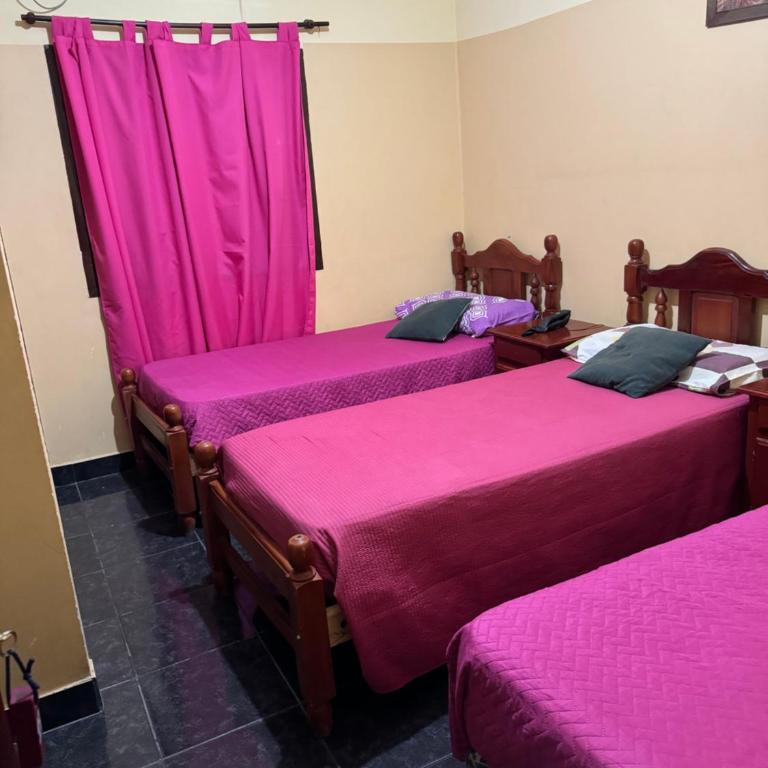 Hotel y Departamentos Arroyos - Habitación Triple Básica - 1