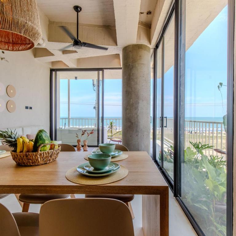 Bondo Estudio - Habitación Familiar con vistas al mar - 42