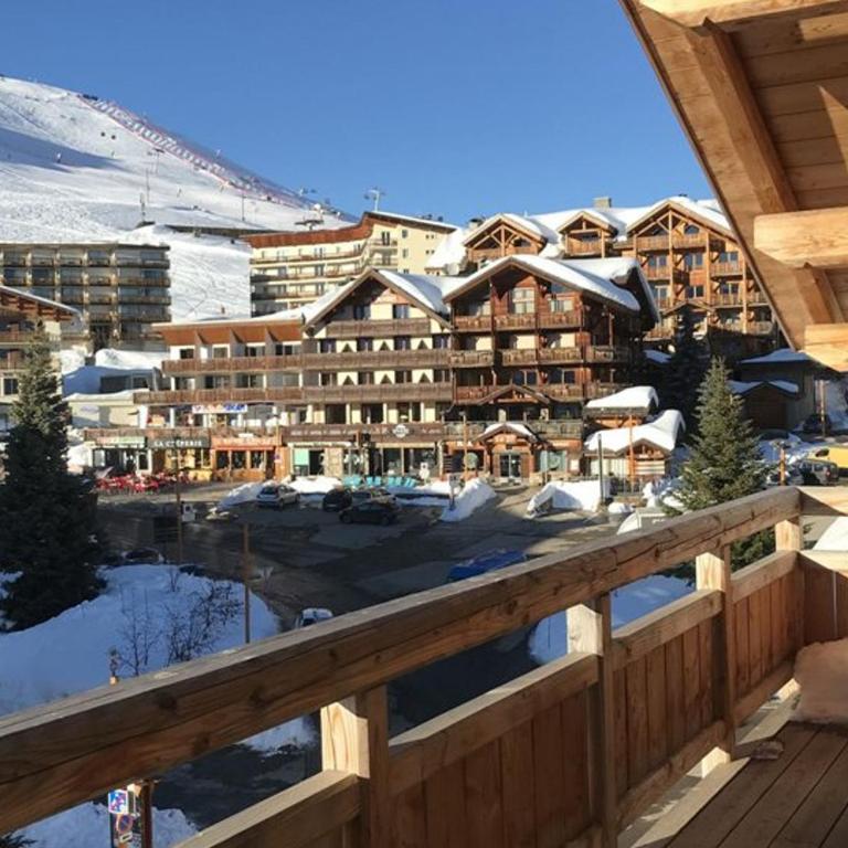 Bel appartement 3 pièces, 60m², 6 pers, Alpe d'Huez - Près des commerces, pistes et remontées mécaniques - FR-1-405-340 - Appartement - 2