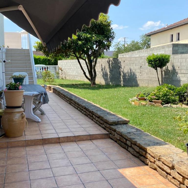 Maison quiétude - Chambre Double - Vue sur Jardin - 6