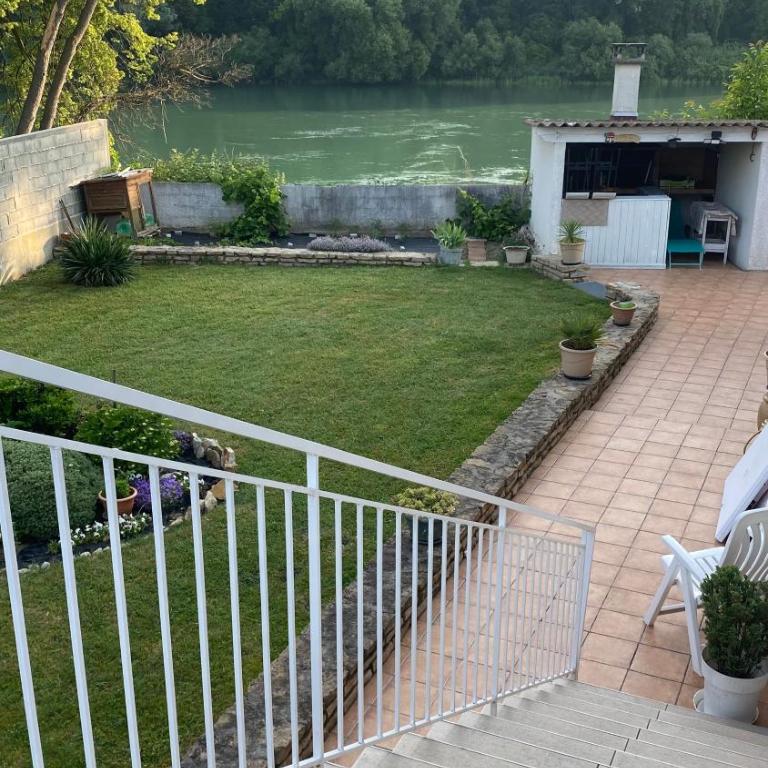 Maison quiétude - Chambre Double - Vue sur Jardin - 7