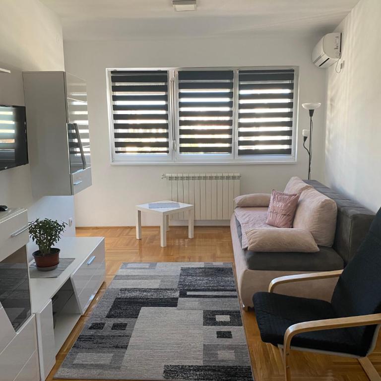 MKA suite - Apartment with Balcony - 2