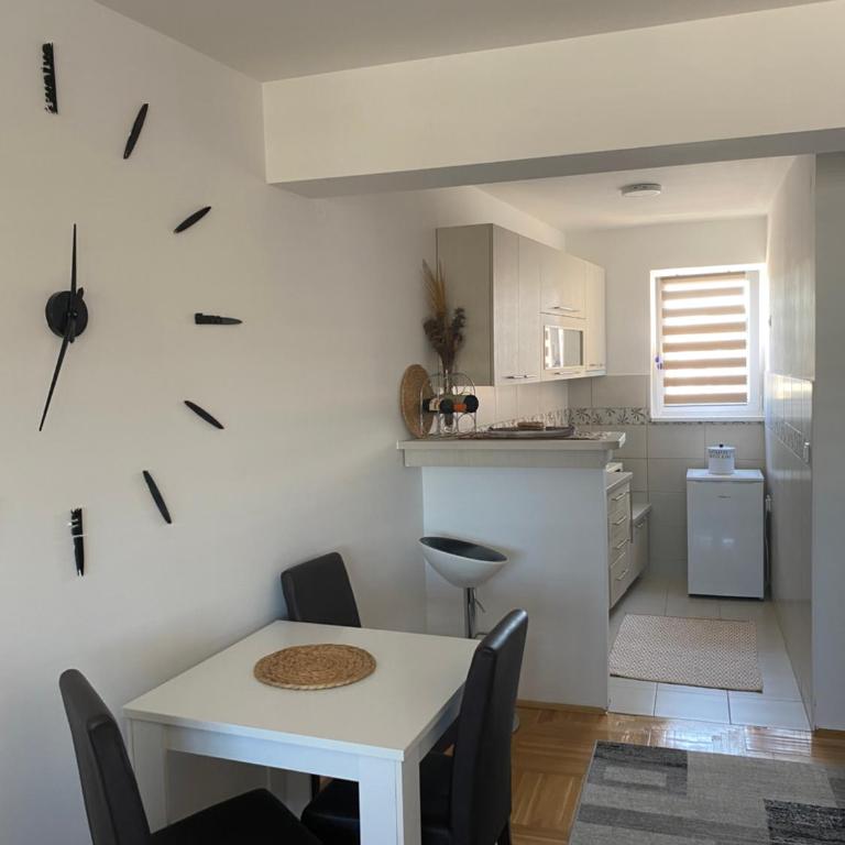 MKA suite - Apartment with Balcony - 6