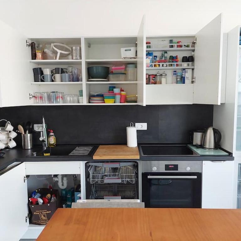 Modern Top Floor Sea View 3BR with Pools, Spa & Fitness - Apartment with Sea View - 22