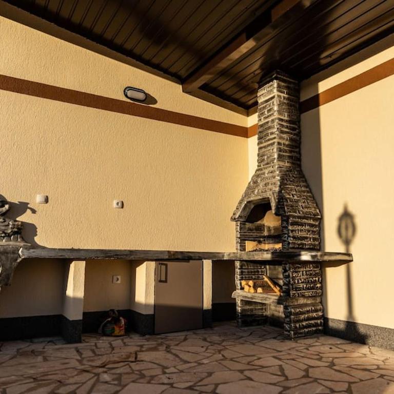 Villa Selzo lux - Three-Bedroom Villa - 40