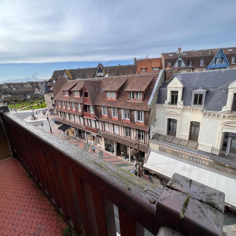 Duplex en plein centre, 3min plage - Appartement 3 Chambres - 1