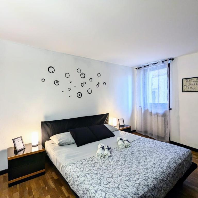 Romeo Secret Rooms - Two-Bedroom Apartment - 4