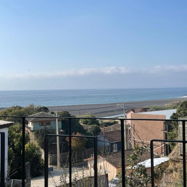 Curanipe Sea View - Three-Bedroom House - 2
