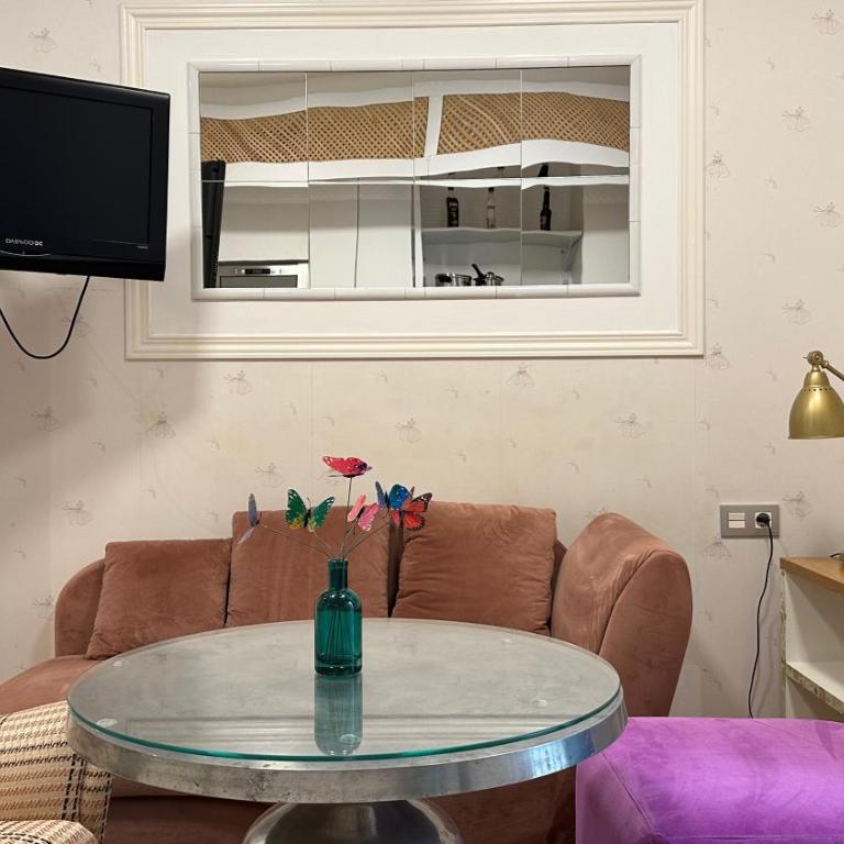 Blue House Arenal Seville - One-Bedroom Apartment - 19