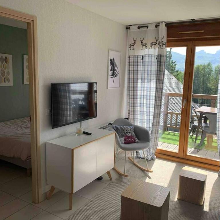 T2 au pied des pistes de La Joue du Loup avec piscine et sauna - Appartamento con 1 Camera da Letto - 18