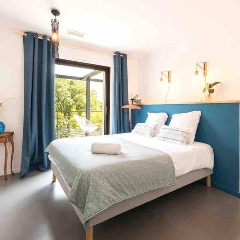 La Coursive, belle maison tout confort avec piscine - Villa - 3