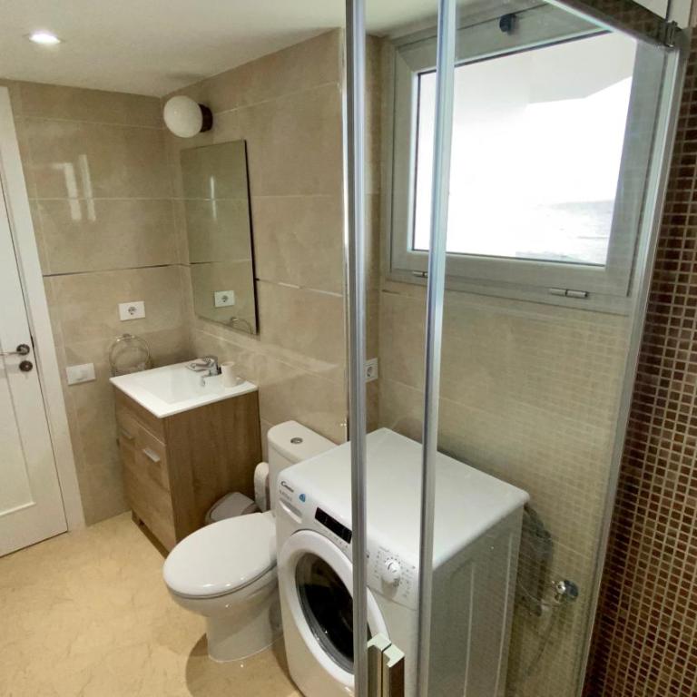 Hermoso Edificio Frente al Mar, a pie de Playa y hermosas vistas - Apartamento de 2 dormitorios - 7