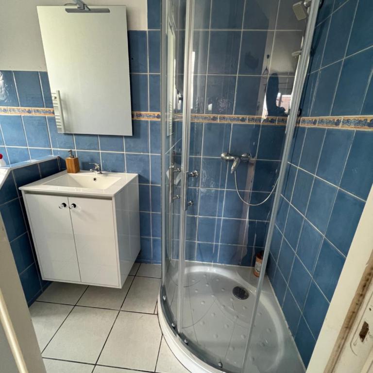 Calme, lumineux avec balcon - Appartement 1 Chambre - 5