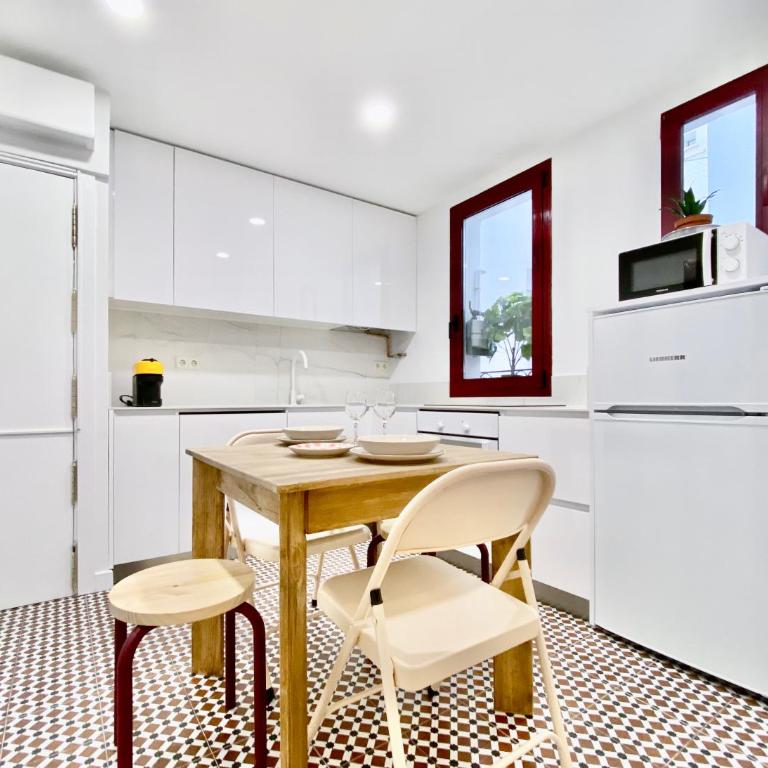 Puerta de Toledo VII - Apartamento de 2 dormitorios con Balcón - Two-Bedroom Apartment - 7
