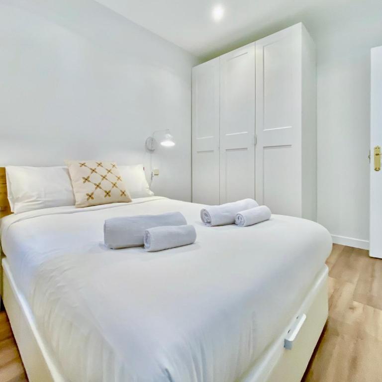 Puerta de Toledo VII - Apartamento de 2 dormitorios con Balcón - Two-Bedroom Apartment - 13