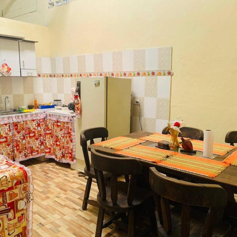 Casa económica en el mejor sector de Honda - Casa de 4 dormitorios - 4