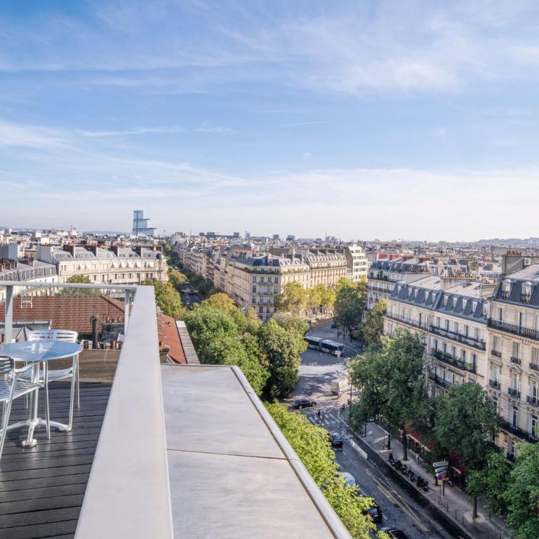 Renaissance Paris Arc de Triomphe Hotel - Chambre avec Terrasse et Petit-Déjeuner - Vue sur Toits de Paris et Tour Eiffel - 8